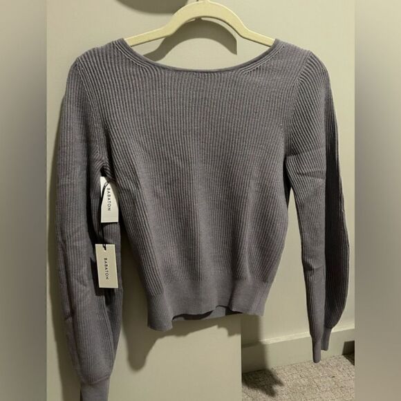 NWT Aritzia Sweater - Picture 1 of 2